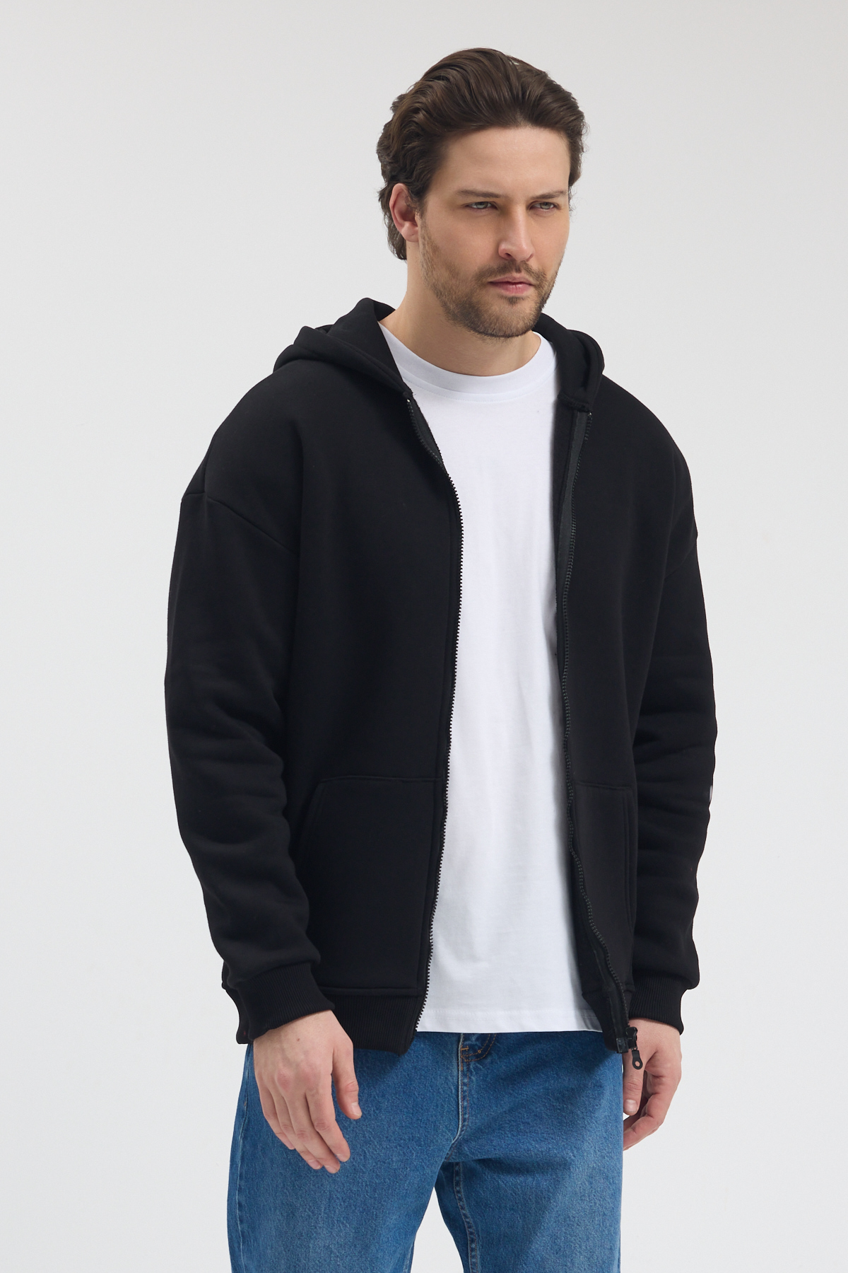 Siyah Tam Fermuarlı Kapşonlu Sweatshirt - Görsel 3
